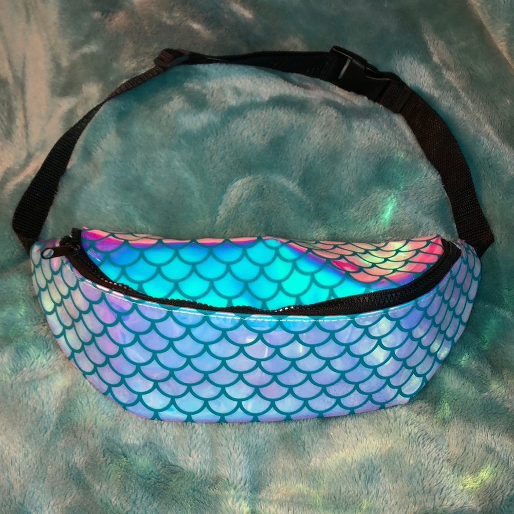 Insulated mermaid fanny pack! Never used!